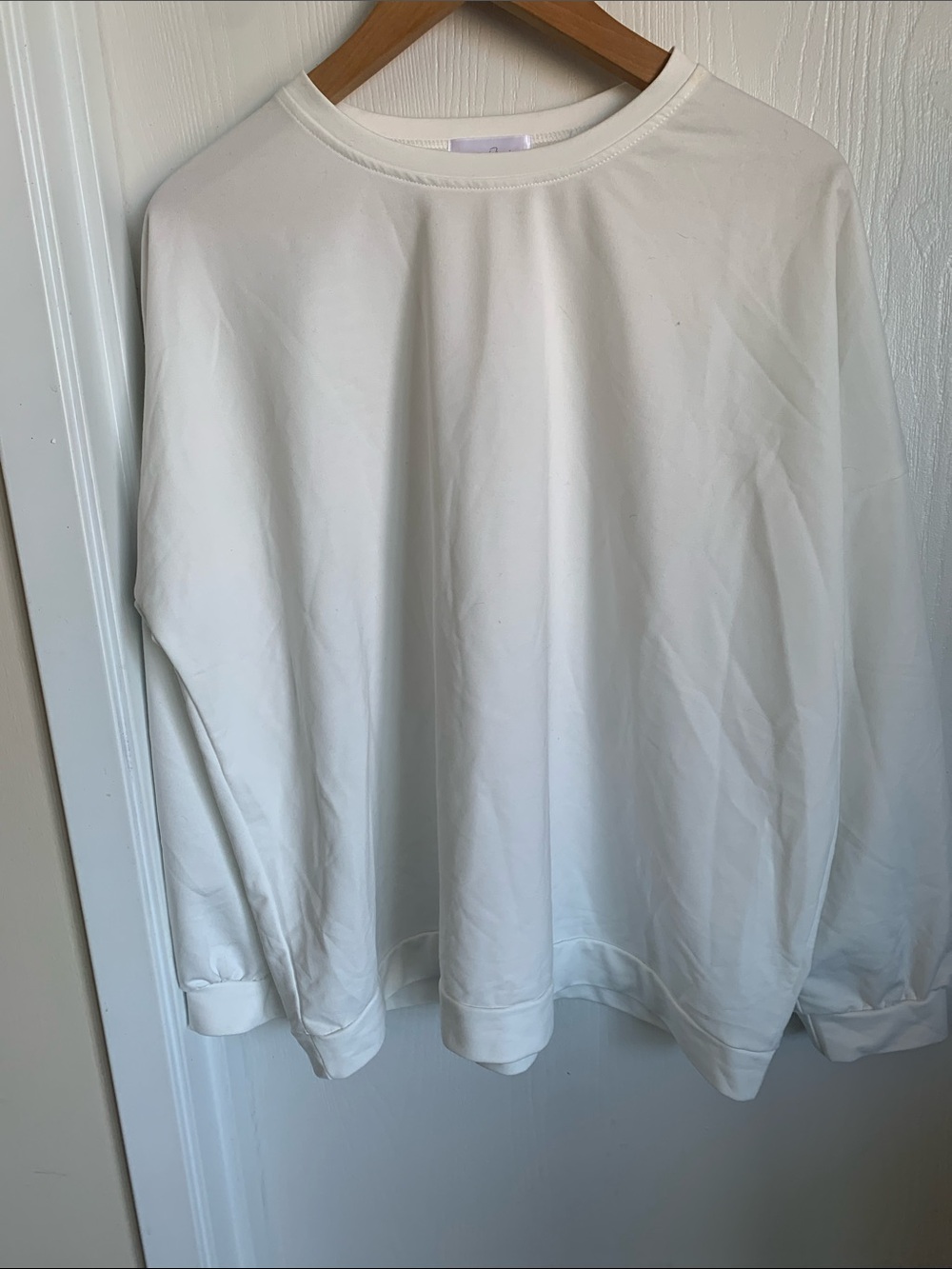 Women's Classic Crewneck Sweatshirt in White